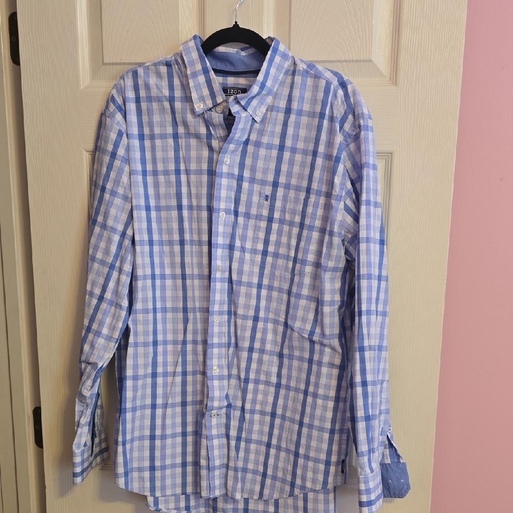 Izod Blue‎ and White Plaid Button-Down Shirt